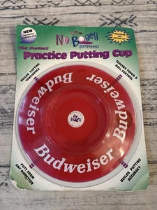 Taza de golf Budweiser roja práctica putter agujero nuevo ¡RARO! Vintage - Imagen 1 de 2