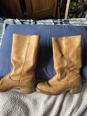 Vintage unbranded campus Tan Leather size 8 men’s check out photos 70s - Image 1 of 4