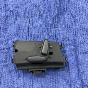 2004-2008 Chrysler Pacifica Right RH Passenger Seat Control Switch OEM - Picture 1 of 4