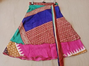 Falda envolvente vintage boho gitana para mujer 100 % seda L28’ reversible 2 capas - Imagen 1 de 7