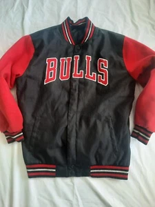 JH Design Reversible Chicago Bulls Jacket, 100% polyester. Size XL - Picture 1 of 8