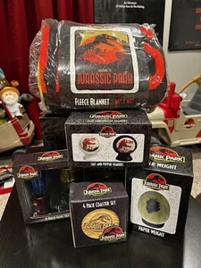 Jurassic Park 25th Anniversary Box gefüllt mit Goodies - RAR - Bild 1 von 12