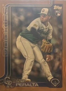 2025 Topps Base Set Series 2#526 Luis Peralta Gold 0604/2025 - Picture 1 of 2
