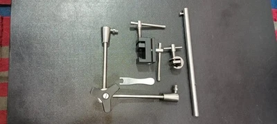 Sistema de brazo Martin retractor quirúrgico de acero inoxidable con abrazaderas mesa universal Foto 1 de 4