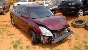 Passenger Front Spindle/Knuckle Sedan Fits 07-18 Nissan Altima OEM - Picture 1 of 8
