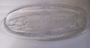 Vintage Heavy Pukeberg Sweden Glass Salmon Fish Platter Oval 21.5 in x 9 in - Picture 1 of 5