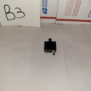 Carling CBL Series 15A 125/250VAC/32VDC ISO8846 Marine Thermal Circuit breaker - Picture 1 of 7