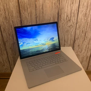 Microsoft Surface Book 2 - 4K touchscreen, GTX 1060 6GB, i7-8650U - Afbeelding 1 van 8