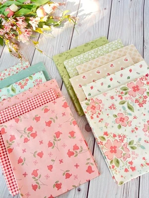 SUNBONNET Heather Briggs My Sew Quilty Life Pastels 12 fat quarters - Image 1 of 4