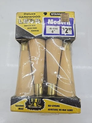 Juego (4) Patas de Mesa MCM Stanley 46-4103 6" Cónicas Rubio Madera Natural Latón Nuevo en Paquete Foto 1 de 4