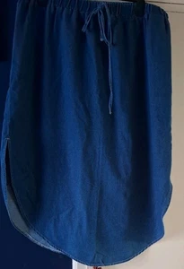Blue Denim Skirt Size 22. BNWOT - Picture 1 of 2