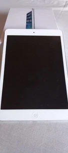 Apple iPad mini 16GB srebrny. Pt No. MD531B/A. Oryginalne pudełko wymaga ładowarki. W bardzo dobrym stanie - Zdjęcie 1 z 5