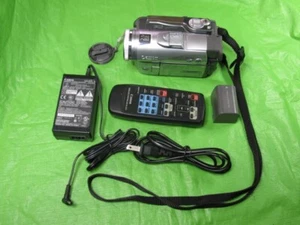 Canon Optura 30 A Mini DV Camcorder NTSC - Record Transfer Watch - TESTED WORK - Picture 1 of 10