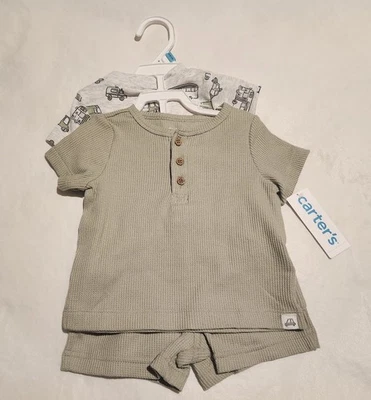 NUEVO CON ETIQUETAS Carter's Vehículos Top Body Pantalones Cortos Conjunto 3 Piezas Conjunto 6 Meses Bebé Niño Foto 1 de 2