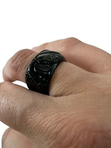 Carved Black Resin Rose Design Statement Ring Size 6 Cottage Core Goth - Picture 1 of 4