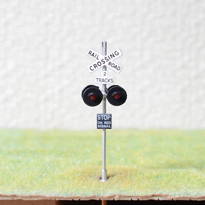1 x OO / HO scale railroad crossing signal LED made 4 target faces silver #2SL4X - Image 1 of 4