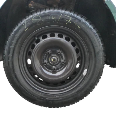 1x A4 B5 A6 4B Passat 3BG Felgen Reifen Winterreifen M+S 195/65 R15 91T 7-8mm VR - Bild 1 von 4