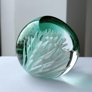Caithness Cauldron Scotland Paperweight White Aster Controlled Bubble Bullicante - Picture 1 of 11