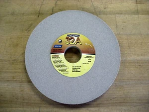Norton 66252940894 7X1/2X1-1/4 32A80HVBE Grinding Wheel New - Picture 1 of 1