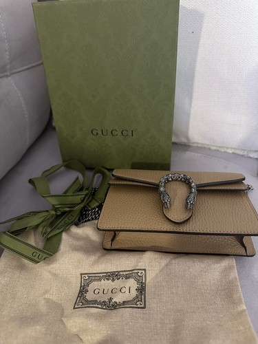Autentica pelle beige Gucci Super Mini Dioniso con strass