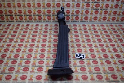 2012-2017 HYUNDAI VELOSTER ACCELERATOR GAS PEDAL POSITION SENSOR 32700-2V100 OEM - Image 1 of 4