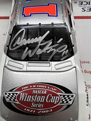 Autografiado Darrell Waltrip 2003 1/24 Victory Lap 3 X Winston Cup Champion Chevy Foto 1 de 4