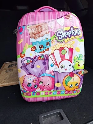 Maleta con ruedas Shopkins. Muy poco usado. Excelente Estado Foto 1 de 4