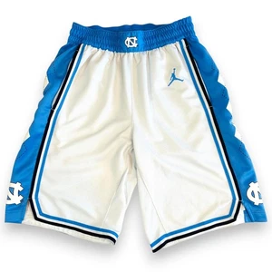 North Carolina Tar Heels Large Shorts Mens Air Jordan Basketball 12" Inseam - Picture 1 of 7
