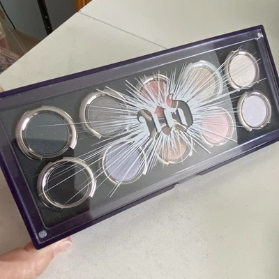 Paleta de sombras de ojos Urban Decay arte smog poliéster novia rasguño palidez nueva Foto 1 de 4