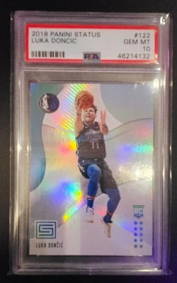 LUKA DONCIC 2018 ROOKIES 1 #122 (RC, ROOKIE) PSA 10 Foto 1 de 2