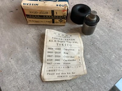 NISSAN DATSUN NOS OEM SLAVE CYLINDER REPAIR KIT PART NO 30620-25528 - Image 1 of 4