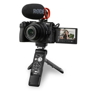 Nikon Z 30 Creators Kit w NIKKOR DX 16-50mm f/3.5-6.3 VR - Picture 1 of 3