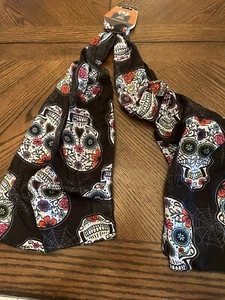 Women's Scarf By Echarpe Sugar Skulls Black Day Of The Dead Halloween 11” X 60” - Picture 1 of 10