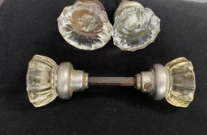 Antique 12 Point Crystal Glass, 4 Door Knobs - Picture 1 of 9