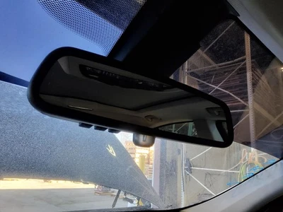 Espejo retrovisor interior delantero central usado se adapta a: BMW 535I GT 2015 electrocromo Foto 1 de 4