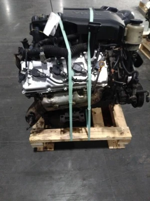 2004 Nissan Armada 5.6L V8 Engine Complete Assembly 150K Miles OEM 4WD - Imagem 1 de 4