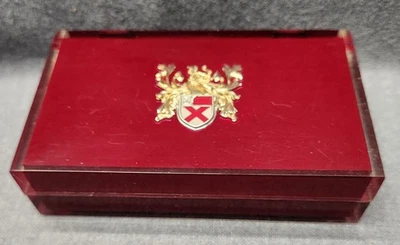 Reloj Vintage Lady Elgin Lily of Valley Lucite Rojo Caja Presentación Estuche Vacío Foto 1 de 4