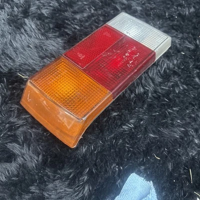 Luz trasera izquierda Volkswagen MK1 Rabbit/Cabriolet - 171945095 Foto 1 de 4