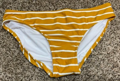 Parte inferior de bikini a rayas amarillas/naranja Kona Sol. M (8-10). Cubierta de asiento completo de tiro bajo. Foto 1 de 4