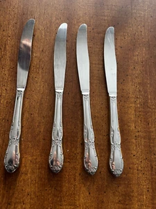 LOT 4 Dinner Knives Wm A Rogers Oneida Fenway Daydream Stainless Steel Flatware - Picture 1 of 6