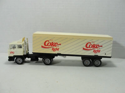 Diorama SELIDO  Coke Light DAF Semi &Trailer - Image 1 of 4