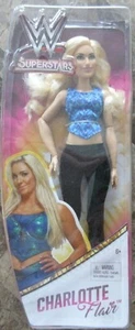 Modellino 2017 WWF / WWE Charlotte Flair Superstars 11" nuovo con scatola / leggi - Foto 1 di 9
