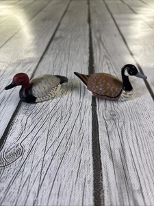 Vintage Lot of 2 Enesco Resin Mini 3" Goose, Duck Decoy's made in Hong Kong. - Picture 1 of 10