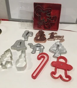 Vintage Aluminum Christmas Metal Cookie Cutters Handles Lot of 14 Snowman Santa - Picture 1 of 7