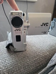 JVC GR-DVX9 Camcorder MiniDV 2003 Digital Video Tape Camera No Charger Untested - Picture 1 of 11