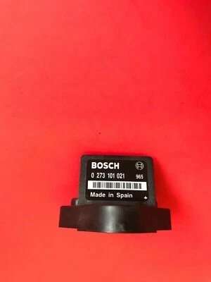 Bosch 0273 101 021 Acceleration Sensor YA138 for Volvo - Image 1 of 4