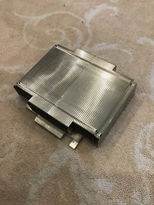 Dell PowerEdge 0TR995 R610 Server CPU Heatsink TR995 - Picture 1 of 1