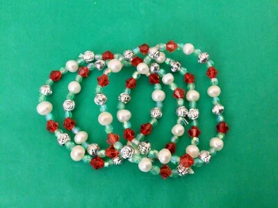 Lote de 4 pulseras elásticas naturales de agua dulce y cuentas de plástico de 6 pulgadas Foto 1 de 3