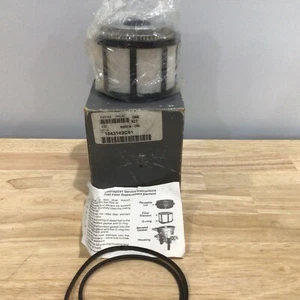 New Open Box Genuine International 1843162C91 Fuel Filter-Never Used - Picture 1 of 4