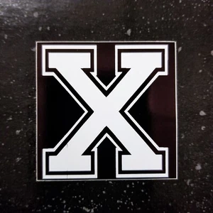Pegatina de vinilo impermeable Varsity X Straight Edge 4" [ durabilidad HQ] libre de drogas - Imagen 1 de 3